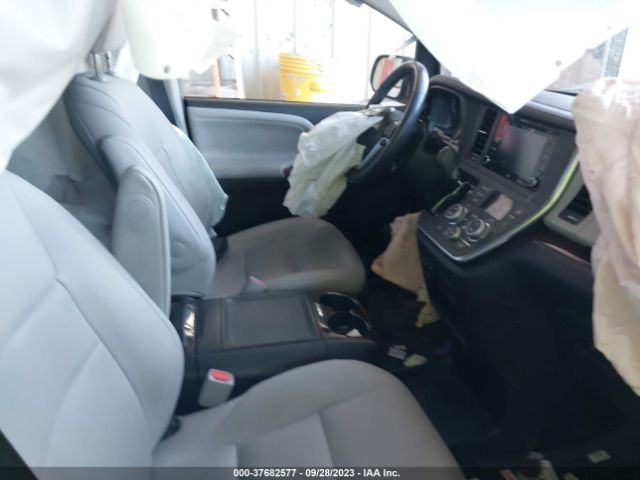 5TDYZ3DC7KS003430 Toyota Sienna Limited Premium 7 Passenger