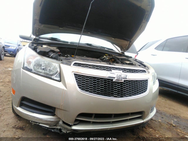 2014 CHEVROLET CRUZE 1LT VIN: 1G1PC5SB2E7409089