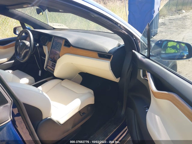 Tesla Model X 75d/standard Range/long Range/100d 2019 5YJXCDE29KF190604 Image 5