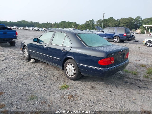 1999 MERCEDES-BENZ E-CLASS VIN: WDBJF65H7XA825220