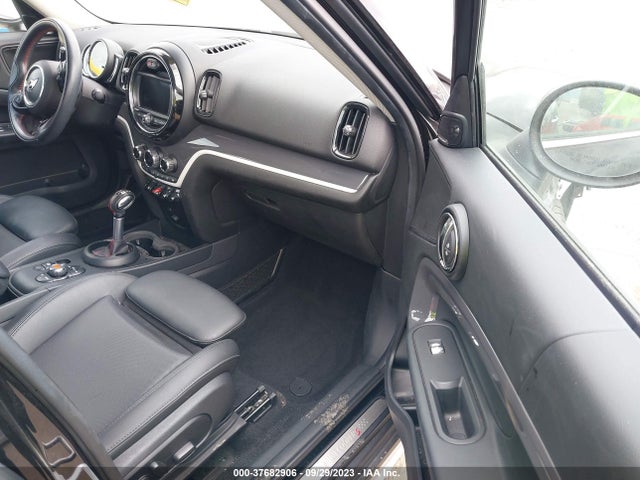 2019 MINI COUNTRYMAN WMZYT3C50K3E94531 Photo 4