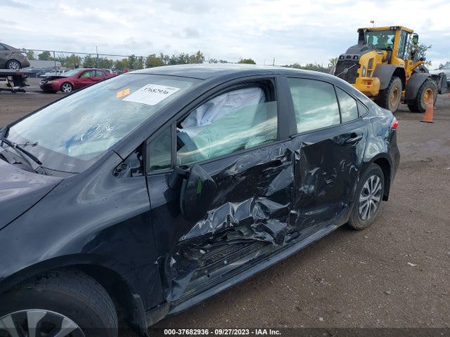 Toyota Corolla Hybrid Le 2022 JTDEAMDE9NJ043897 Image 6