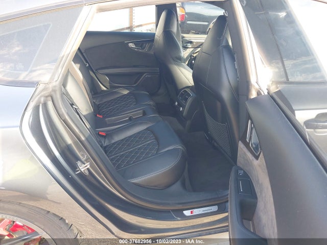 WAUW2AFC3GN020989 Audi S7