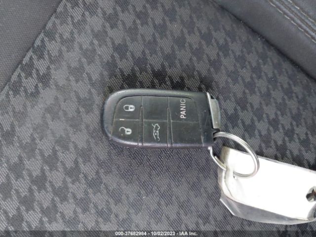 2C3CDZAG5GH153744 Dodge Challenger Sxt