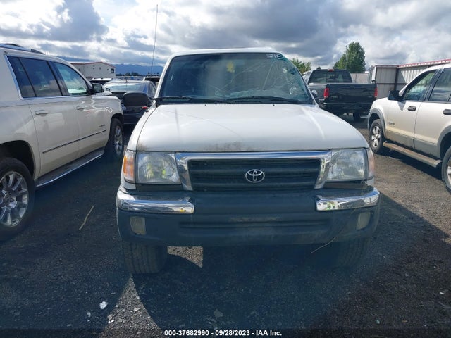 1999 TOYOTA TACOMA VIN: 4TAWM72N7XZ482662