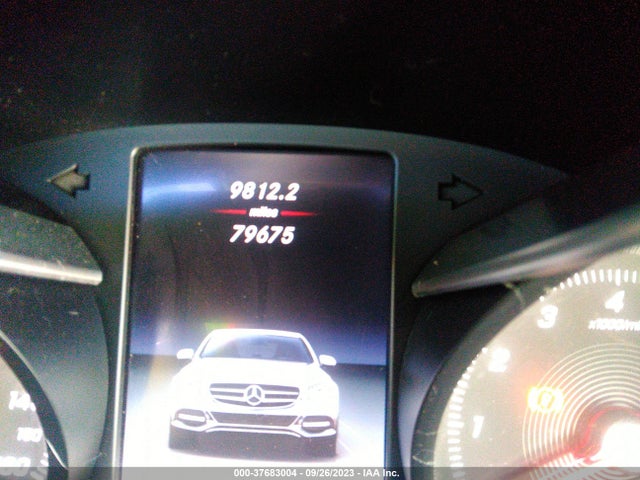 55SWF4KB1FU042118 Mercedes-Benz C-class C 300