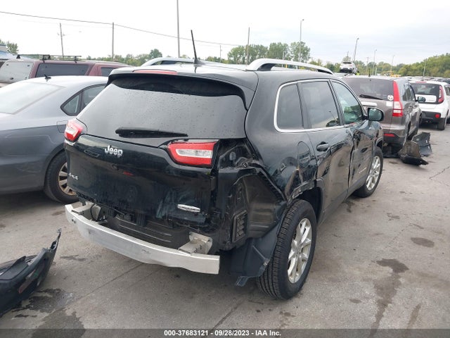 2017 JEEP CHEROKEE LATITUDE VIN: 1C4PJMCS5HW579642