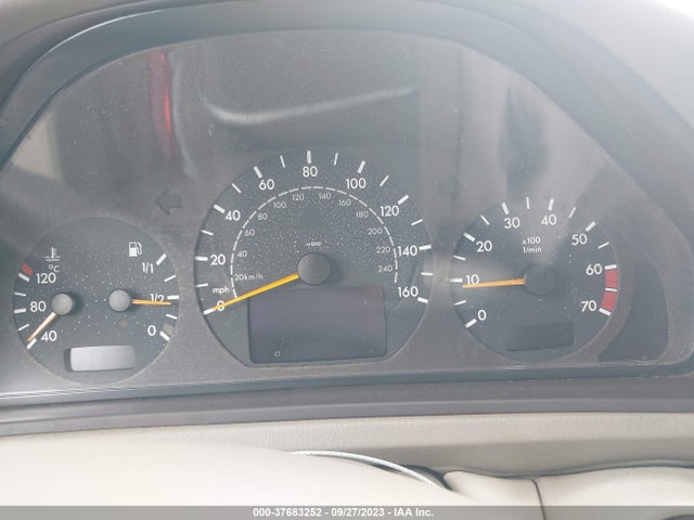2000 MERCEDES-BENZ CLK-CLASS VIN: WDBLK65G9YT035239