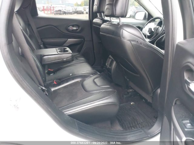 1C4PJLLB0KD204061 Jeep Cherokee Latitude Plus