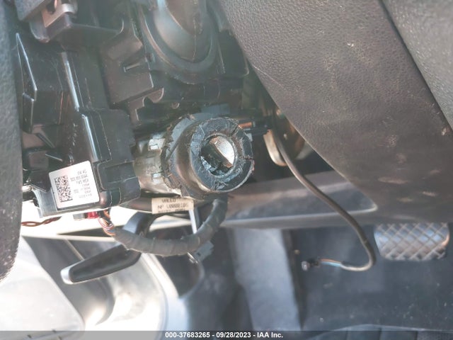 3VW2K7AJ5EM313663 Volkswagen Jetta Sedan S