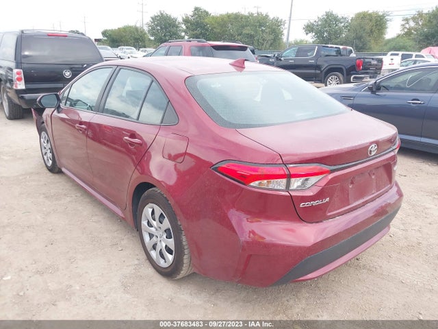 Toyota COROLLA LE 2022 5YFEPMAE7NP273923 Image 3