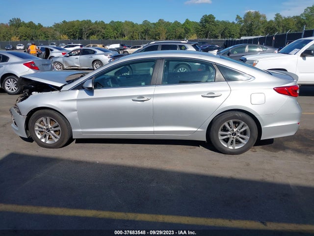 2016 HYUNDAI SONATA 2.4L SE VIN: 5NPE24AF3GH386503