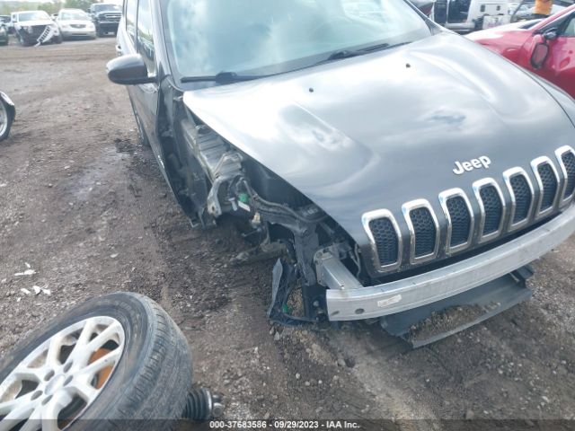 1C4PJMCS2FW627000 Jeep Cherokee Latitude