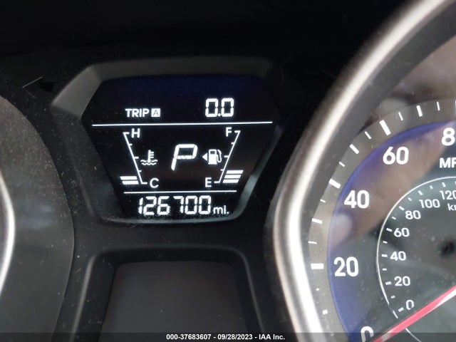 2015 HYUNDAI ELANTRA SE VIN: 5NPDH4AE7FH633912
