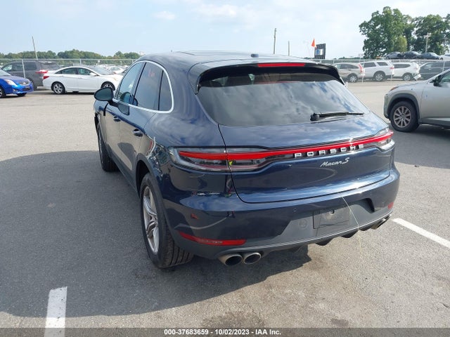 2021 PORSCHE MACAN WP1AB2A58MLB30759 Photo 2