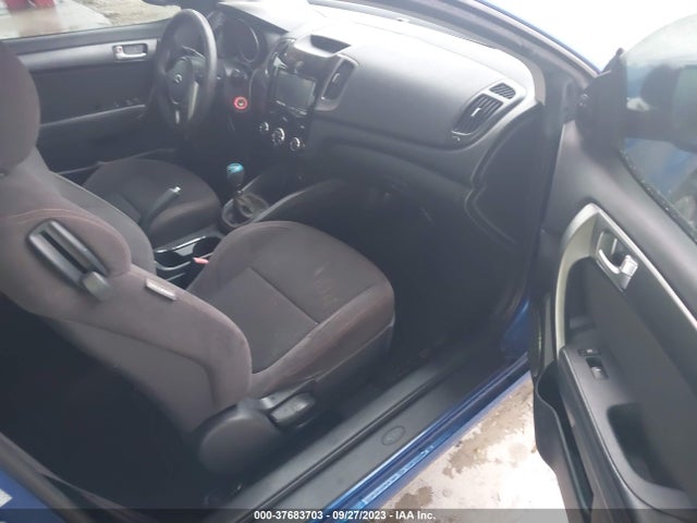 37683703 :رقم المزاد ، KNAFW6A39B5377675 vin ، 2011 Kia Forte Koup Sx مزاد بيع