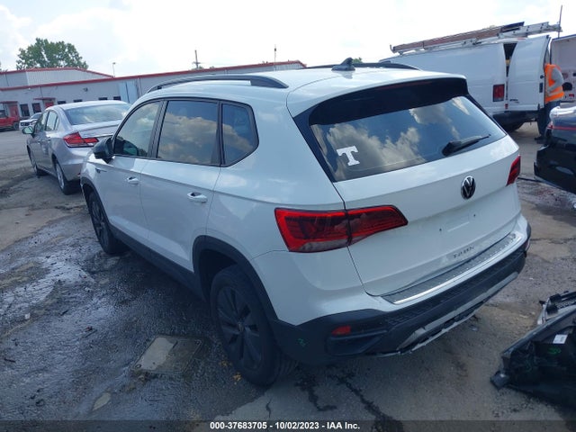 3VVCX7B23NM047898 Volkswagen TAOS S