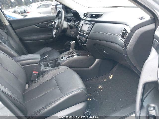 5N1AT2MV2JC816913 Nissan Rogue Sl