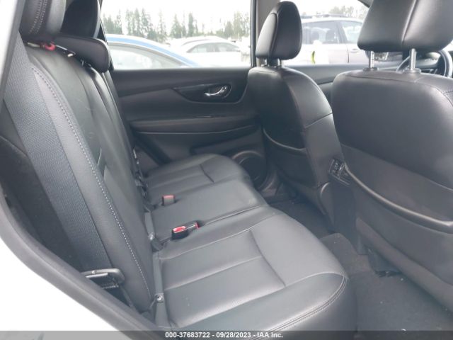 5N1AT2MV2JC816913 Nissan Rogue Sl