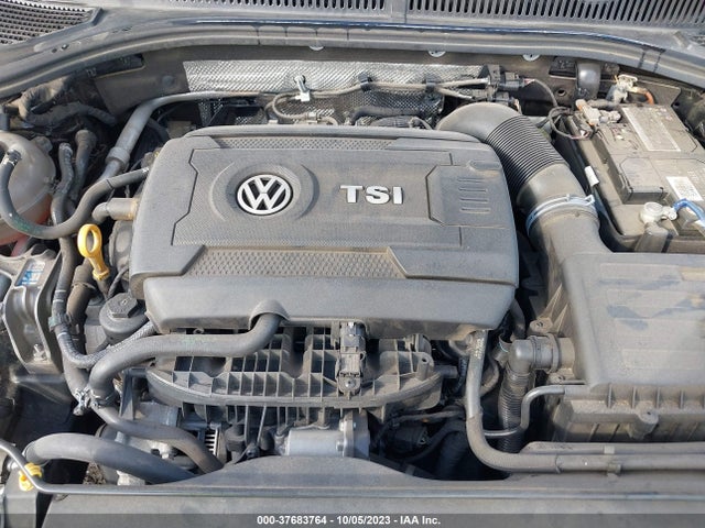 3VW6T7BU6KM173741 Volkswagen Jetta Gli S