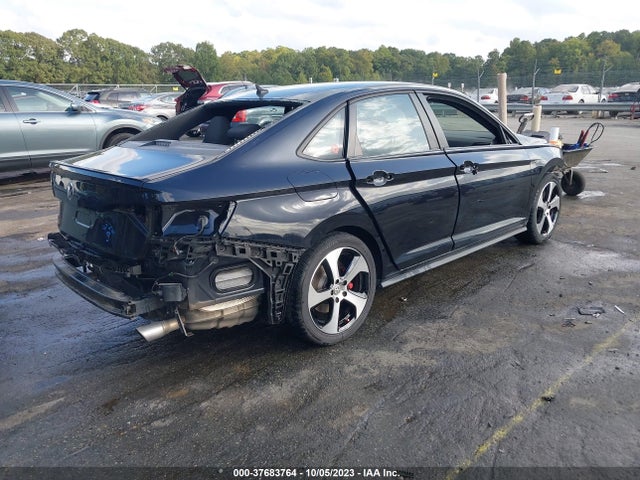 3VW6T7BU6KM173741 Volkswagen Jetta Gli S