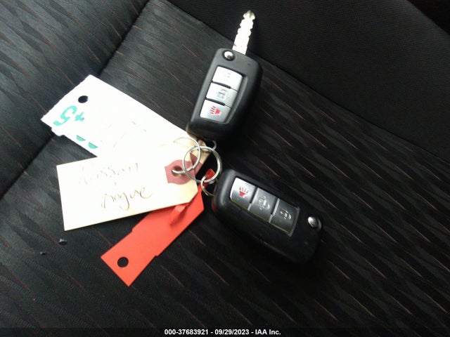 Nissan ROGUE S 2017 KNMAT2MV5HP557938 Image 11
