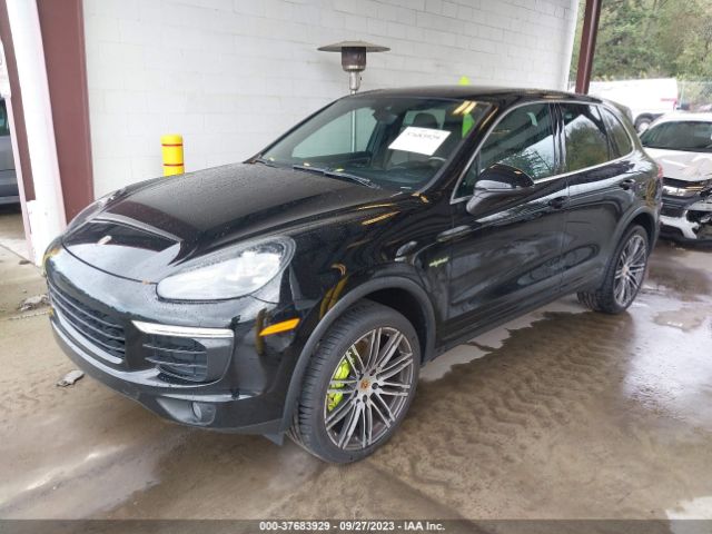 WP1AE2A2XGLA60179 Porsche Cayenne S E-hybrid