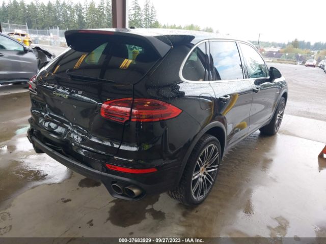 WP1AE2A2XGLA60179 Porsche Cayenne S E-hybrid
