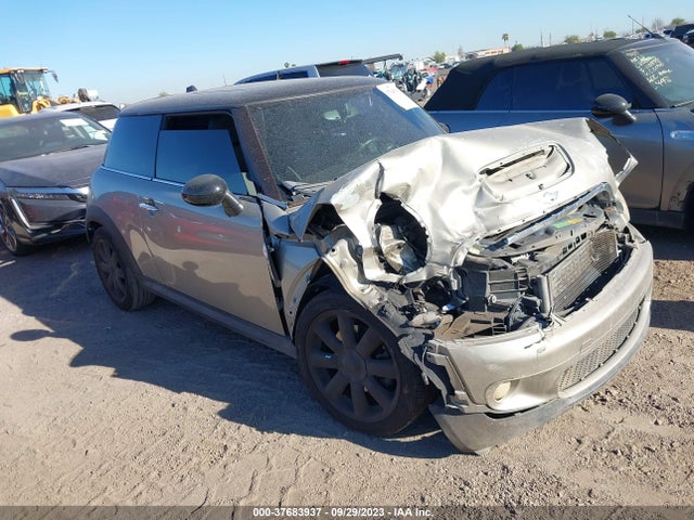 2007 MINI COOPER HARDTOP WMWMF73517TL85977 Photo 0