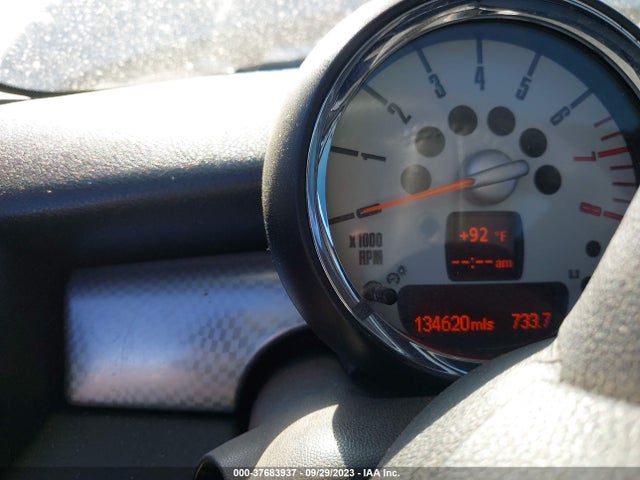 2007 MINI COOPER HARDTOP WMWMF73517TL85977 Photo 6