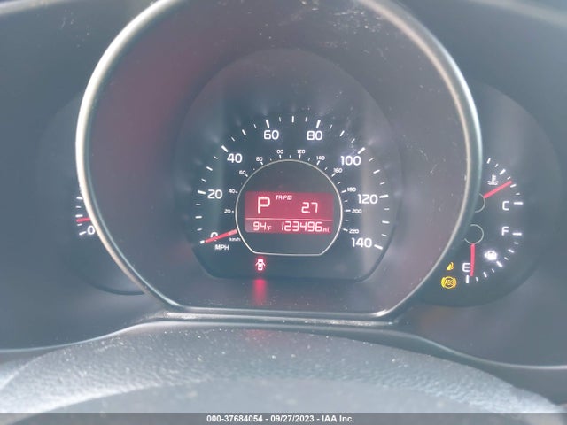 KIA SOUL + 2016 KNDJP3A51G7350301 Image 8