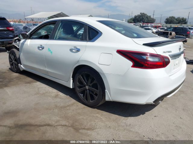 1N4AL3APXHC490889 Nissan Altima 2.5 Sr