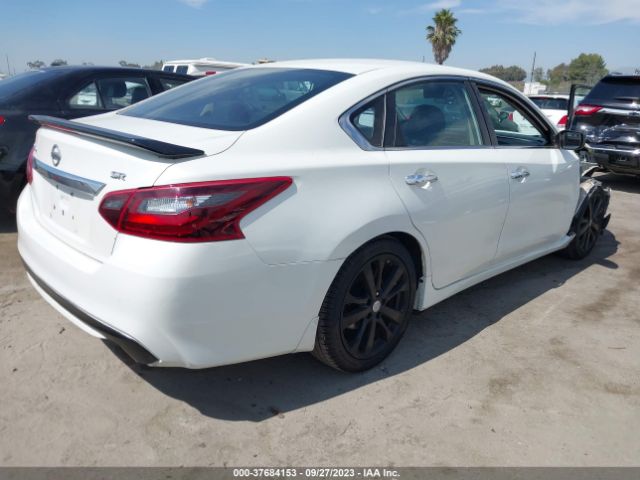 1N4AL3APXHC490889 Nissan Altima 2.5 Sr