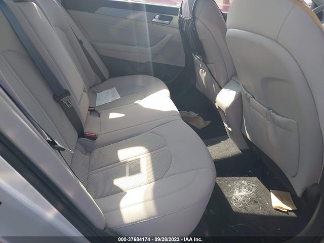2015 HYUNDAI SONATA 2.4L SE VIN: 5NPE24AF0FH217554