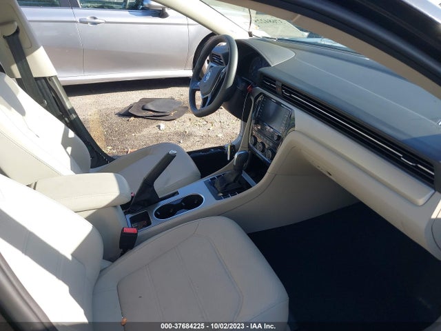 1VWSA7A35NC000490 Volkswagen Passat 2.0t Se