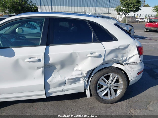 Audi Q3 PREMIUM 2017 WA1ECCFS2HR003412 Image 6