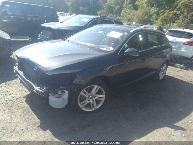 Volvo V60 T5 Premier Plus 2015 YV1612SC1F1189023 Image 2