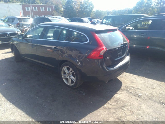 Volvo V60 T5 Premier Plus 2015 YV1612SC1F1189023 Image 3
