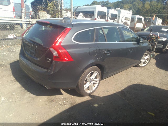 Volvo V60 T5 Premier Plus 2015 YV1612SC1F1189023 Image 4