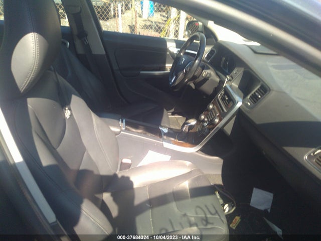 2015 VOLVO V60 T5 PREMIER PLUS VIN: YV1612SC1F1189023