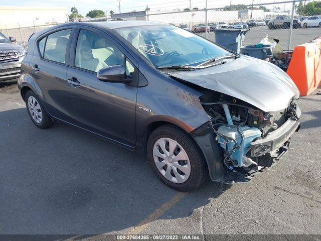 Toyota Prius C One/three/two/four 2014 JTDKDTB31E1062398 Image 1