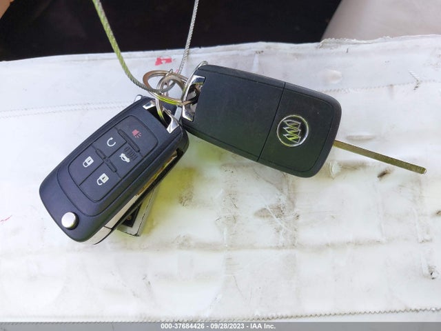 1G4GC5G32EF297159 Buick Lacrosse Leather