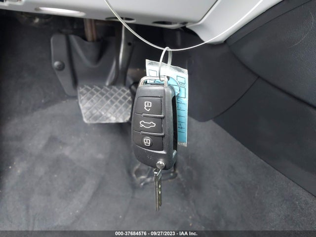 WA1GFCFSXFR012050 Audi Q3 2.0t Prestige
