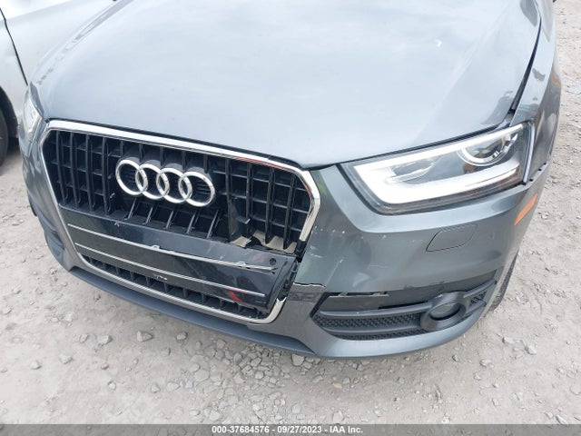 WA1GFCFSXFR012050 Audi Q3 2.0t Prestige