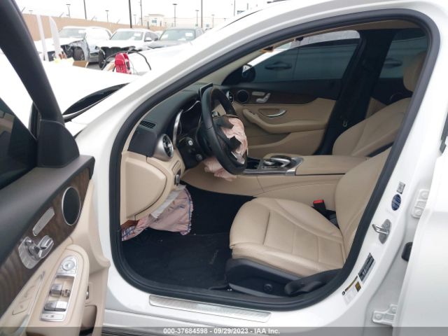 55SWF4JB8JU266058 Mercedes-Benz C-class C 300