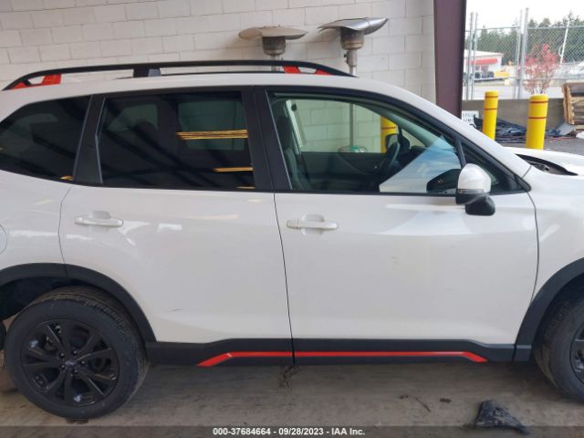 JF2SKAJC2NH435601 Subaru Forester Sport