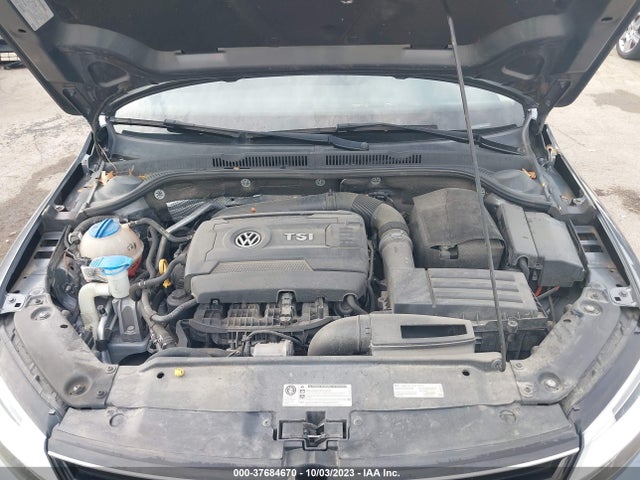 2015 VOLKSWAGEN JETTA 1.8T SE VIN: 3VWD07AJ8FM412235