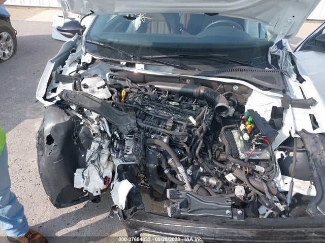 1VWBA7A39NC007121 Volkswagen Passat 2.0t Limited Edition