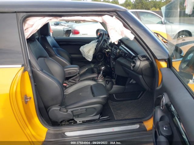 WMWXP7C59F2A38950 Mini Cooper Hardtop S
