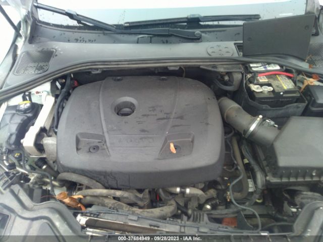 YV140MSKXH1358987 Volvo V60 Premier